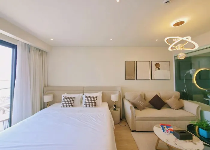 1- Elite Homes Apartment *
