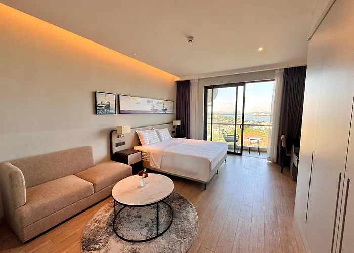 1- Elite Homes Apartment Ha Long
