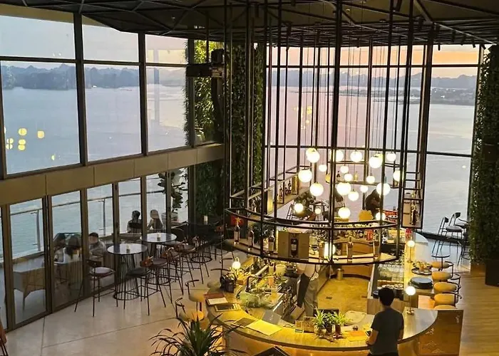 1- Elite Homes Apartment *